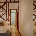 Master Historical Gem In Chiado Apartman Lisboa