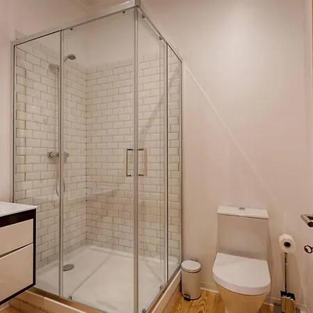 Master Historical Gem In Chiado