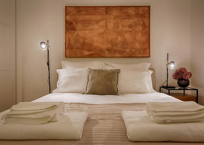 Master Historical Gem In Chiado Lisboa