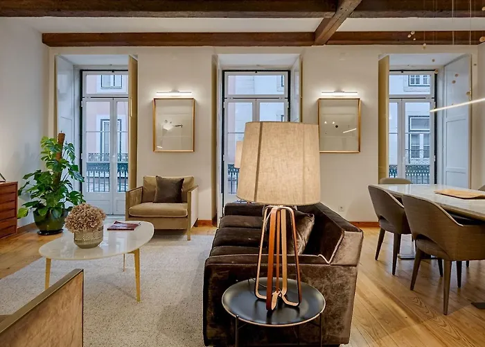 Master Historical Gem In Chiado شقة