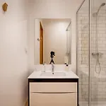 Master Historical Gem In Chiado דירה *