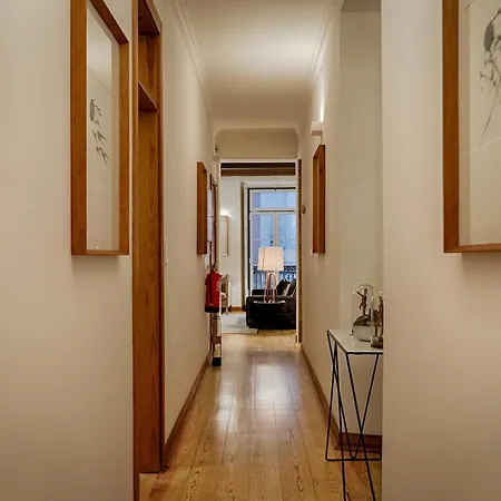 Master Historical Gem In Chiado * 리스본